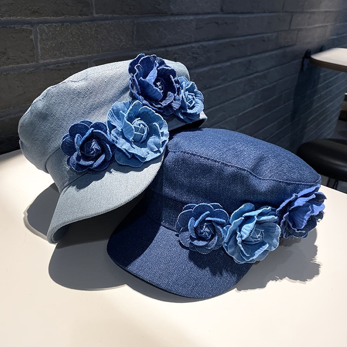 Chic Floral Newsboy Cap for kvinner - Lett, justerbar snøring, polyester - Perfekt for fritidsklær