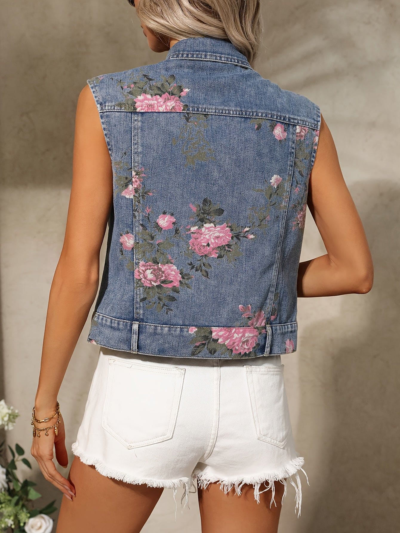 Ermeløs denimvestjakke for kvinner med blomstertrykk, elegant stil, klassisk Jeansvest med knappelukking for uformelt antrekk