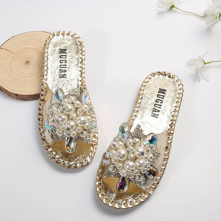 [Durable Build] Elegant Women's Open-Toe Slide Sandals with Handcrafted Floral Rhinestone & Pearl Accents - Fashionable Beige Slip-On Flats, Perfect for All Seasons - MHMote