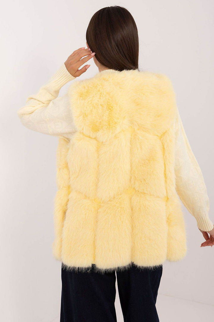 Gilet model 187526 - MHMote