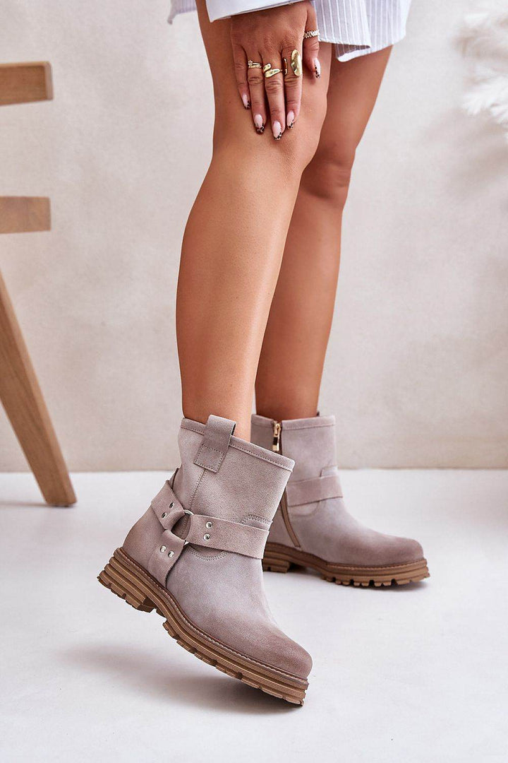 Boots model 201218 - MHMote