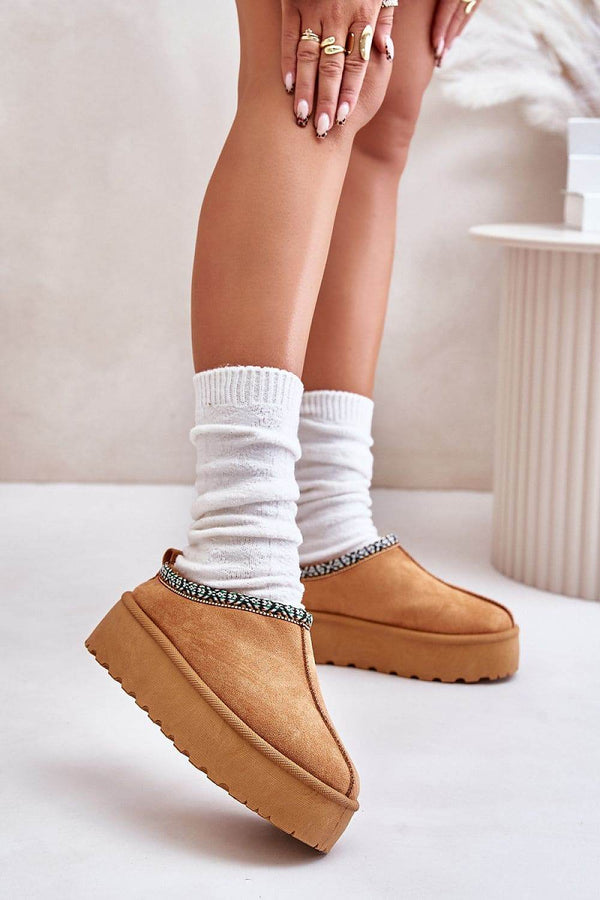 Slippers model 201247 - MHMote