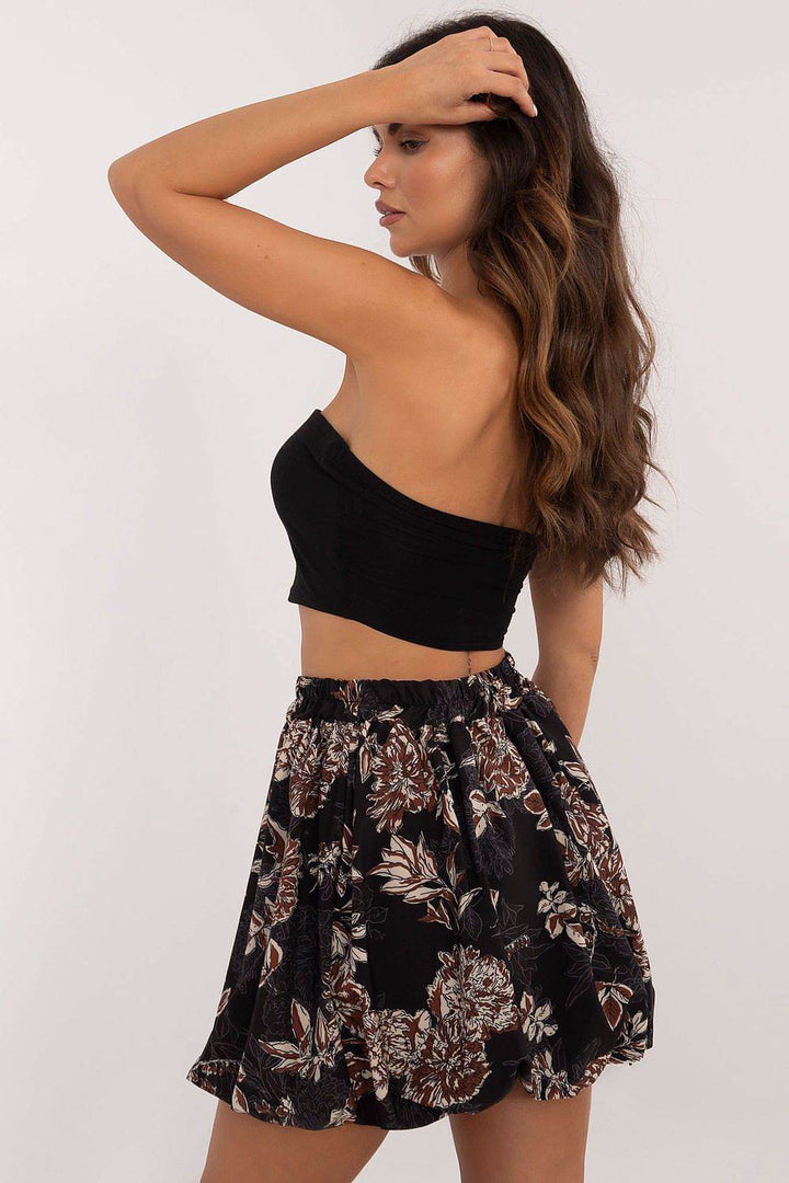Short skirt model 201771 - MHMote
