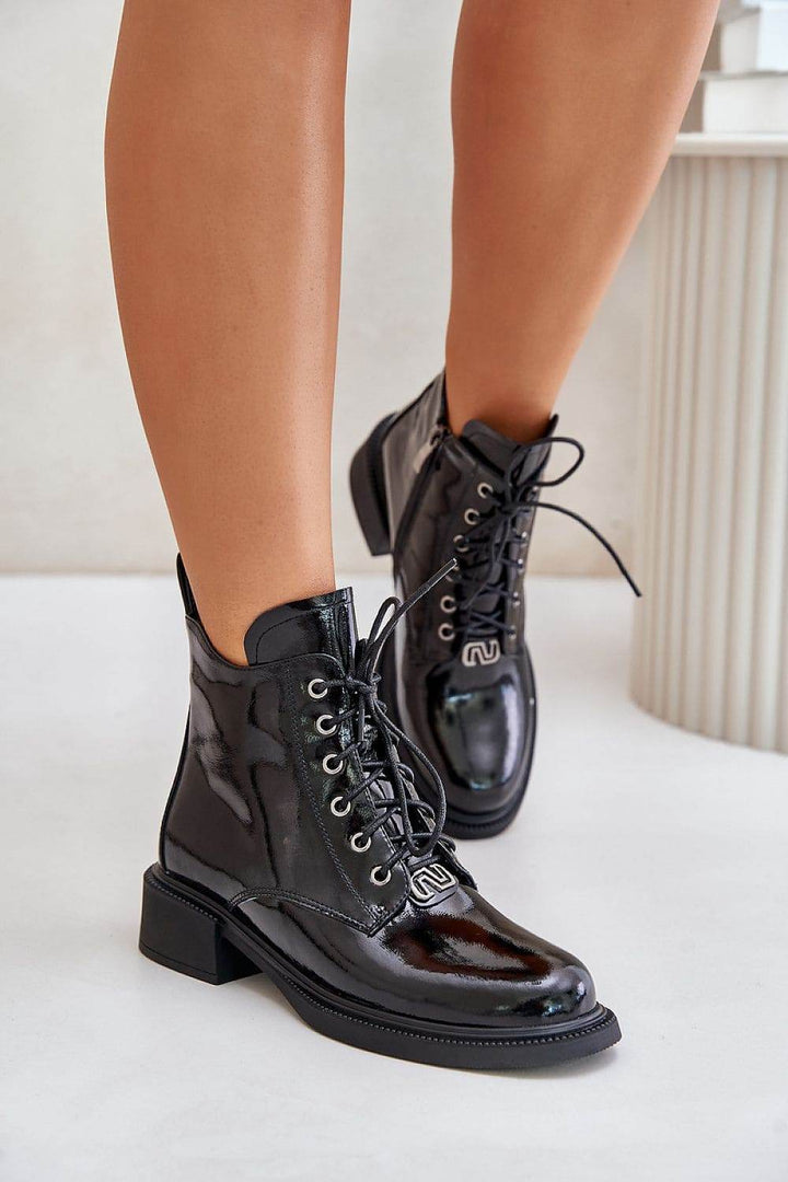 Boots model 201877 - MHMote