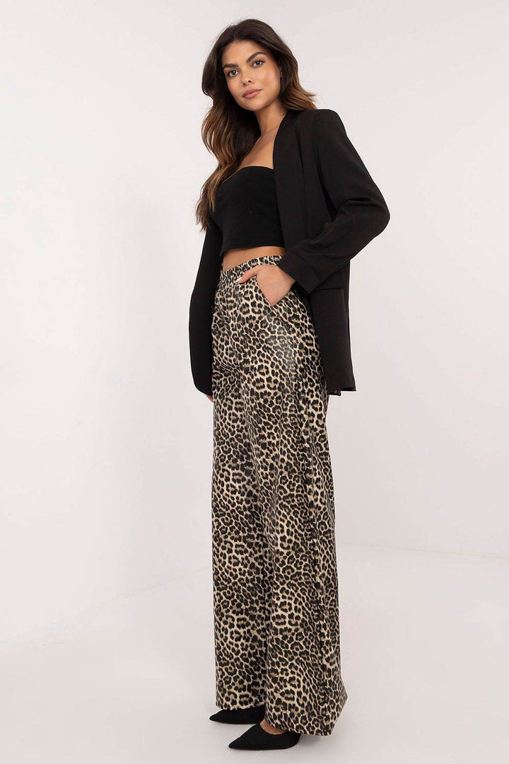 Women trousers model 202933 - MHMote