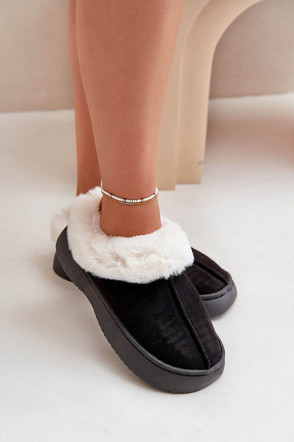 Slippers model 203617 - MHMote