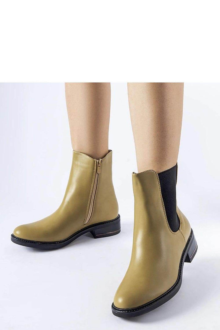 Boots model 204495 - MHMote