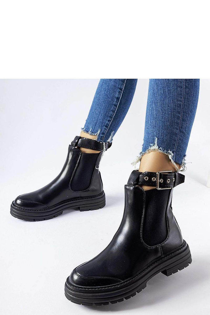 Boots model 204534 - MHMote