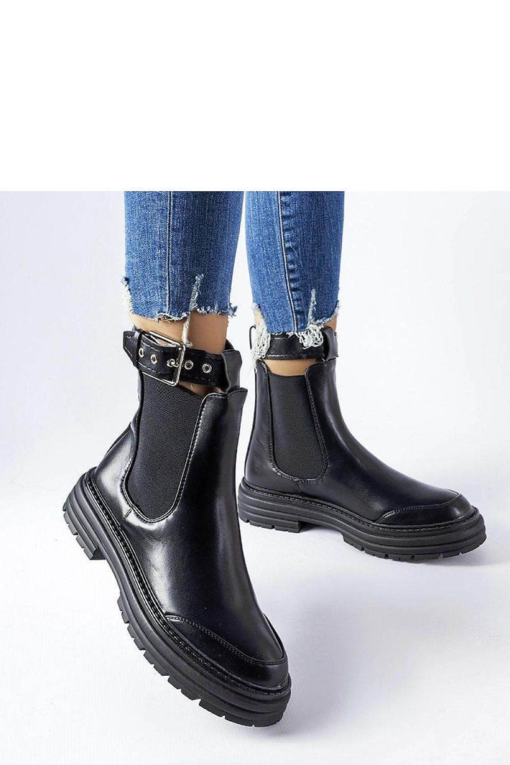 Boots model 204534 - MHMote