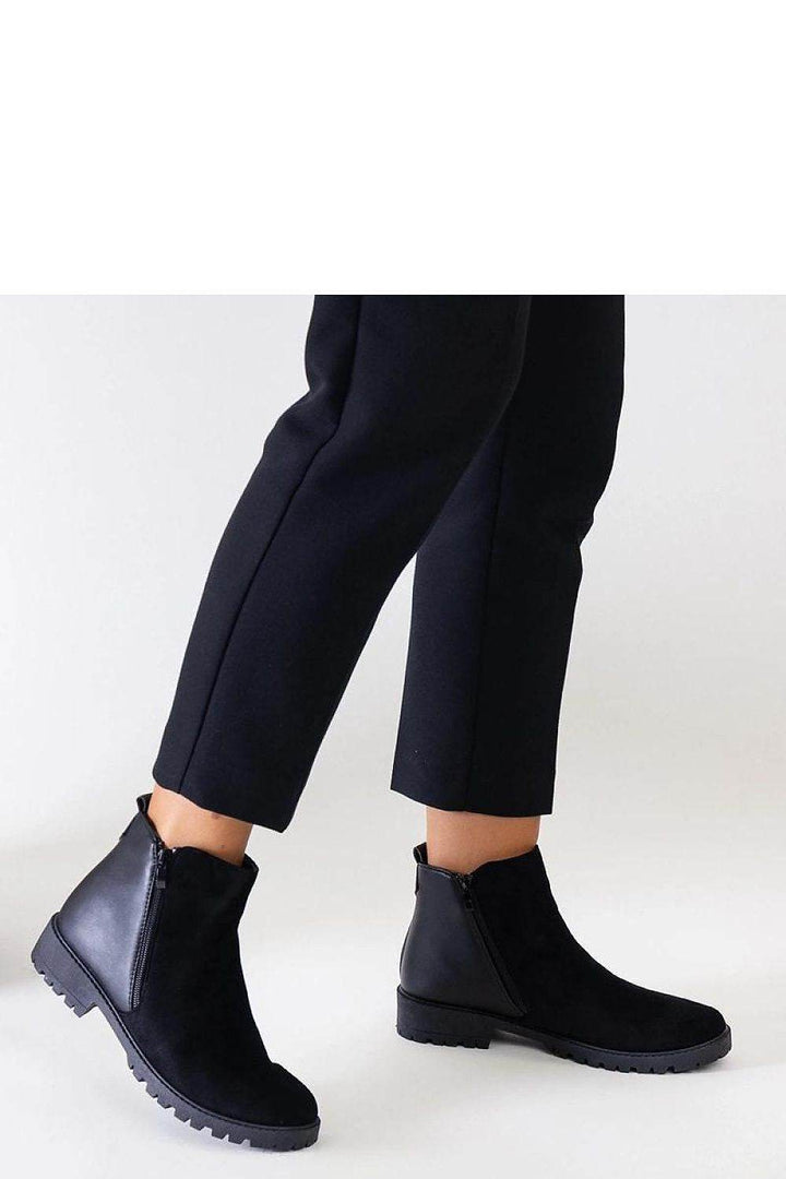 Boots model 204572 - MHMote
