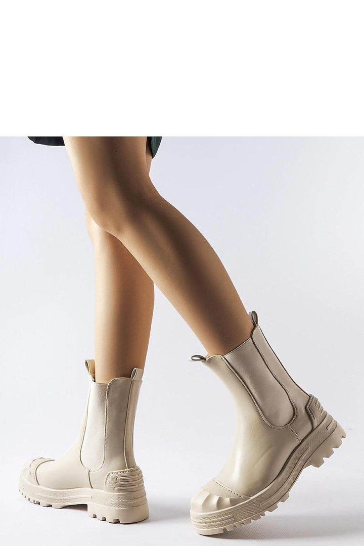 Boots model 204593 - MHMote
