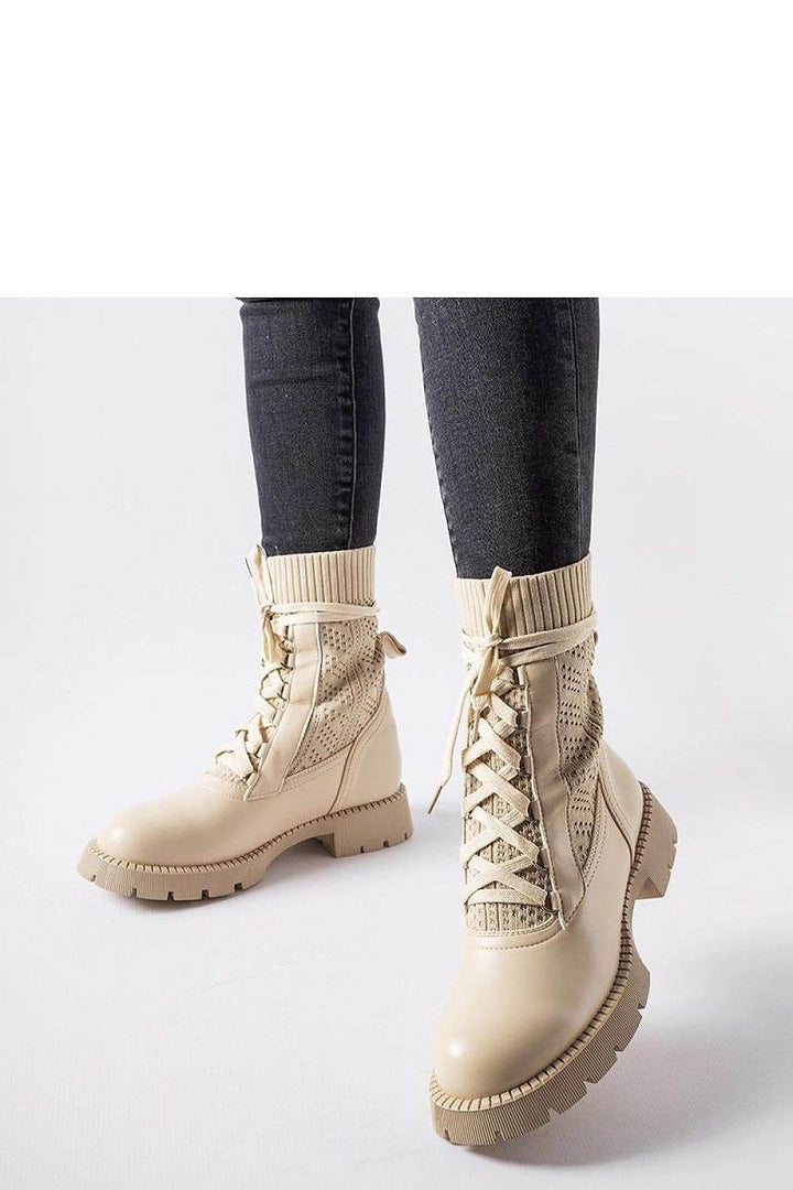 Boots model 204606 - MHMote