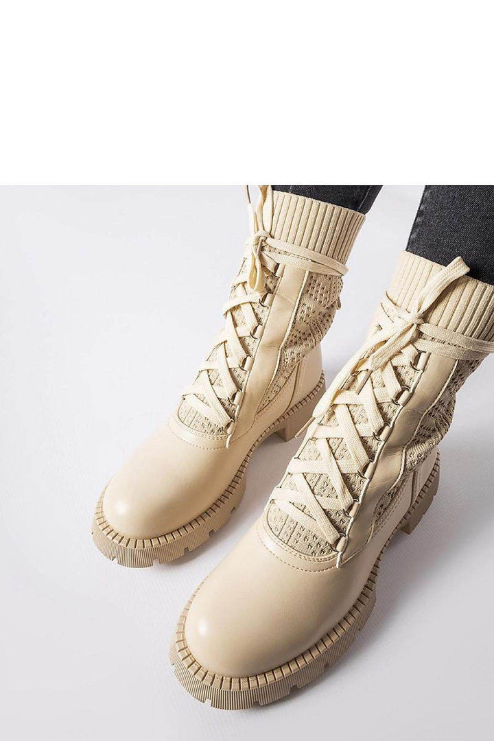 Boots model 204606 - MHMote
