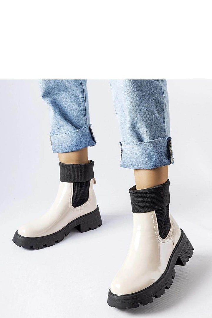 Boots model 204616 - MHMote