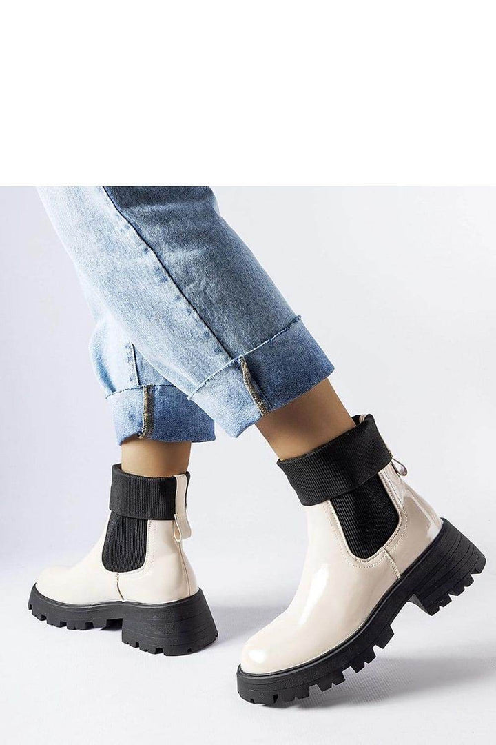 Boots model 204616 - MHMote