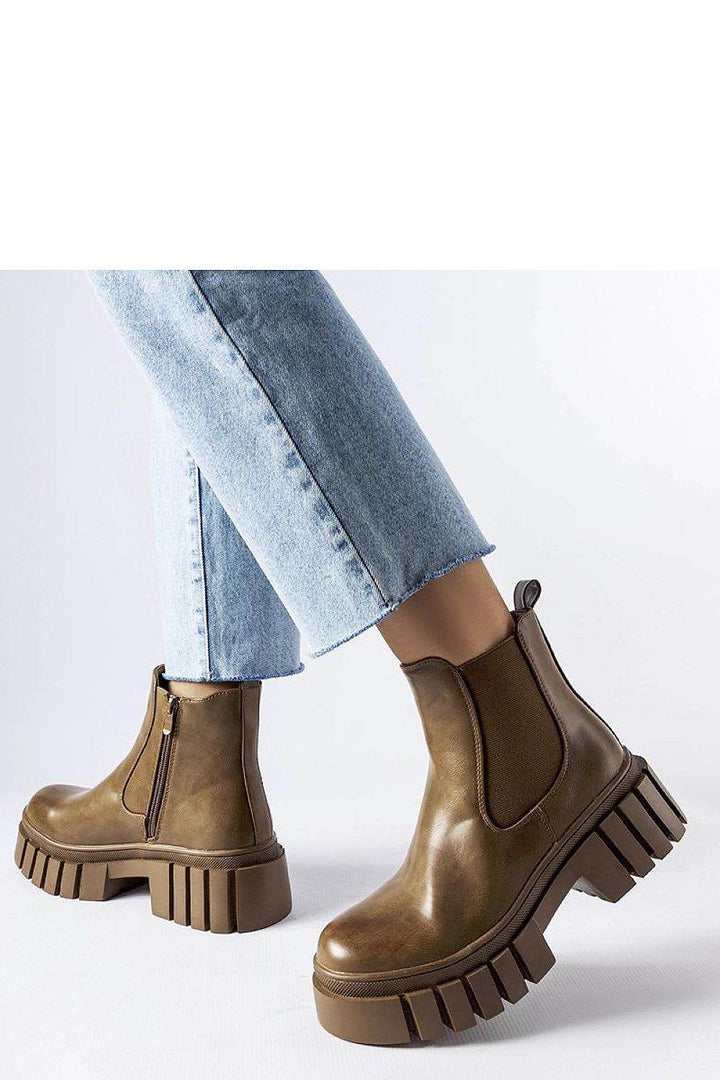 Boots model 204619 - MHMote