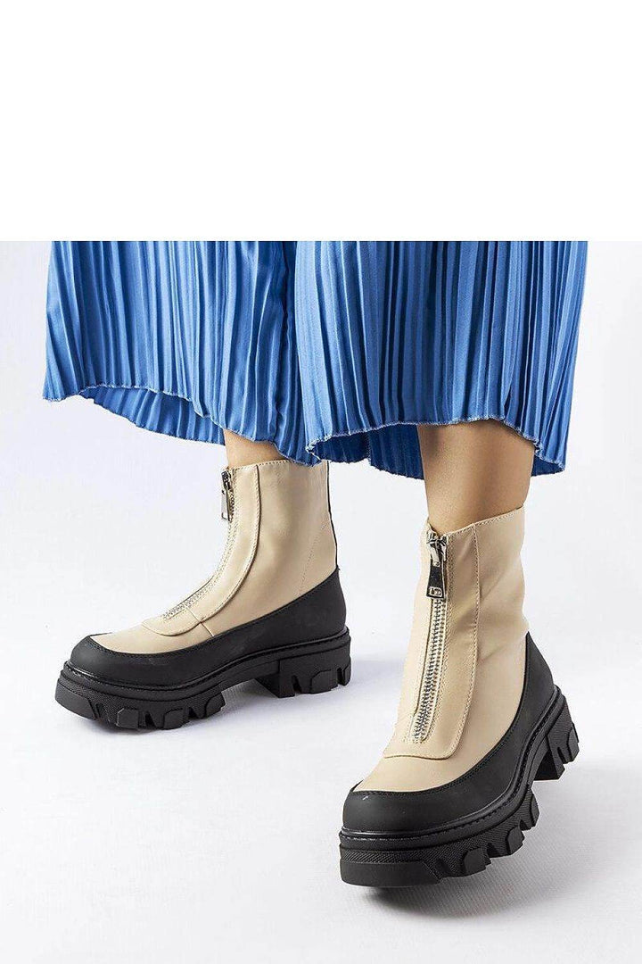 Boots model 204625 - MHMote