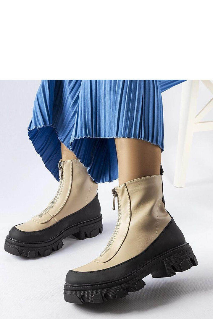 Boots model 204625 - MHMote