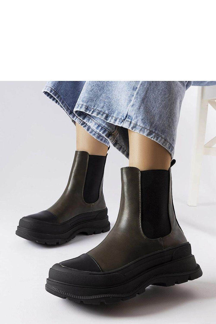 Boots model 204627 - MHMote
