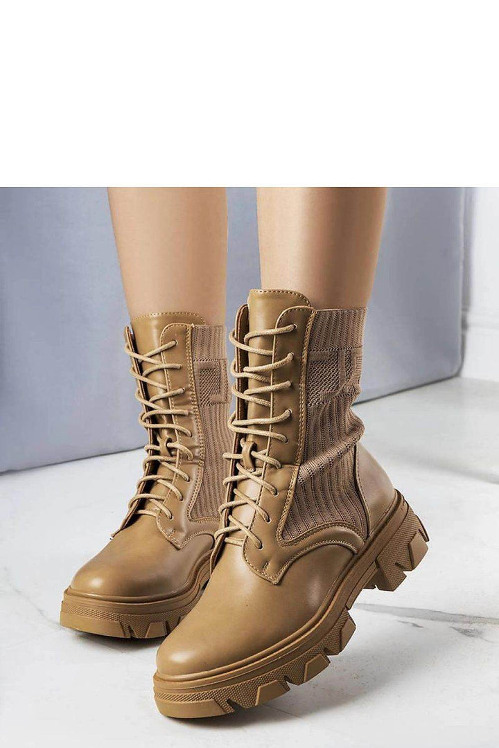 Boots model 204629 - MHMote