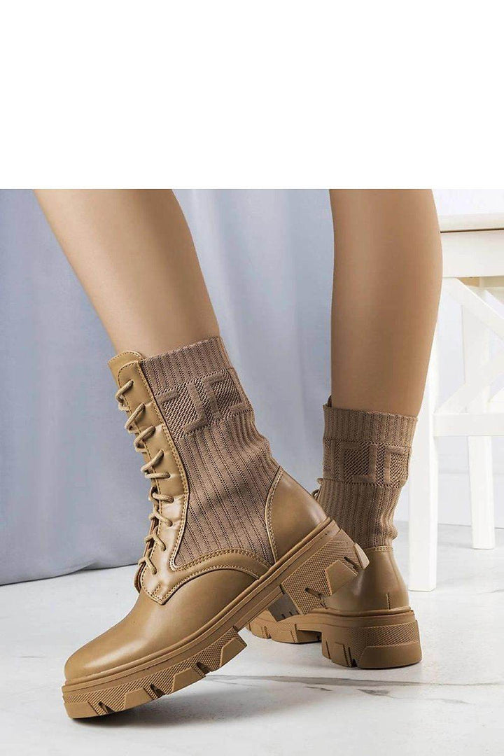 Boots model 204629 - MHMote