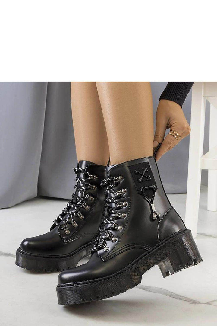 Boots model 204631 - MHMote