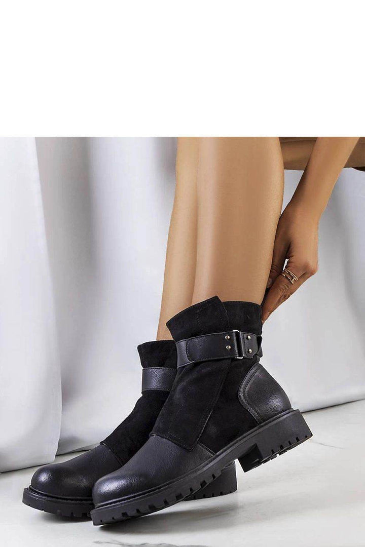 Boots model 204633 - MHMote