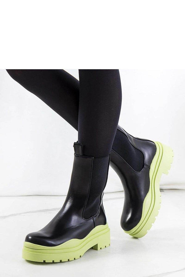 Boots model 204638 - MHMote