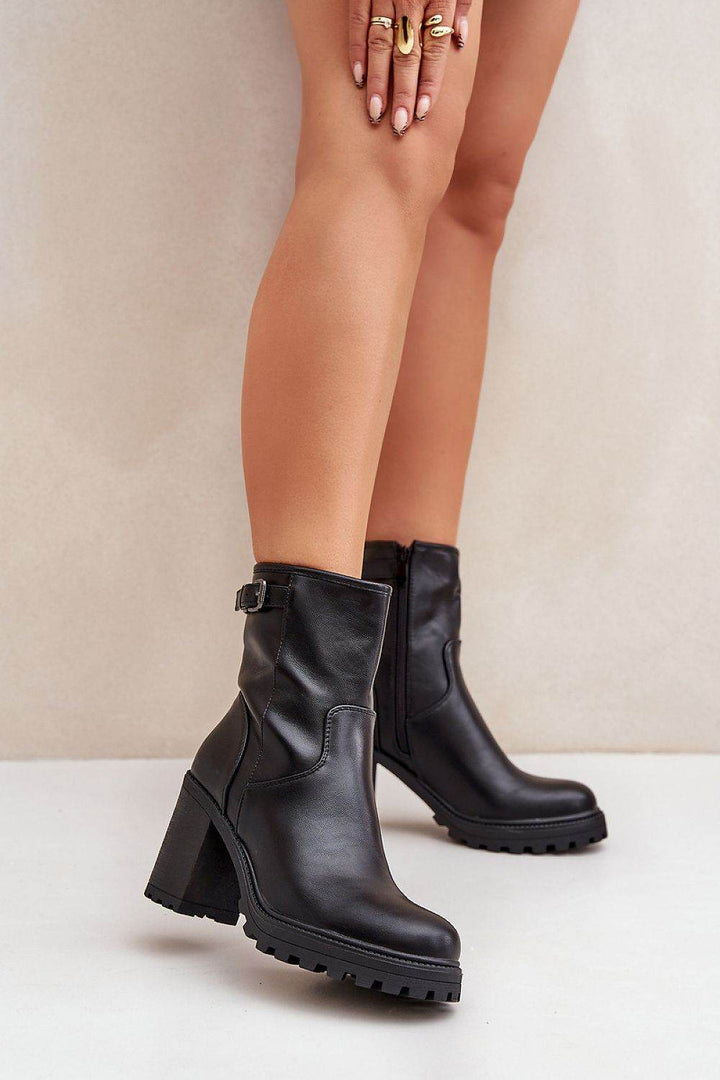 Heel boots model 204673 - MHMote