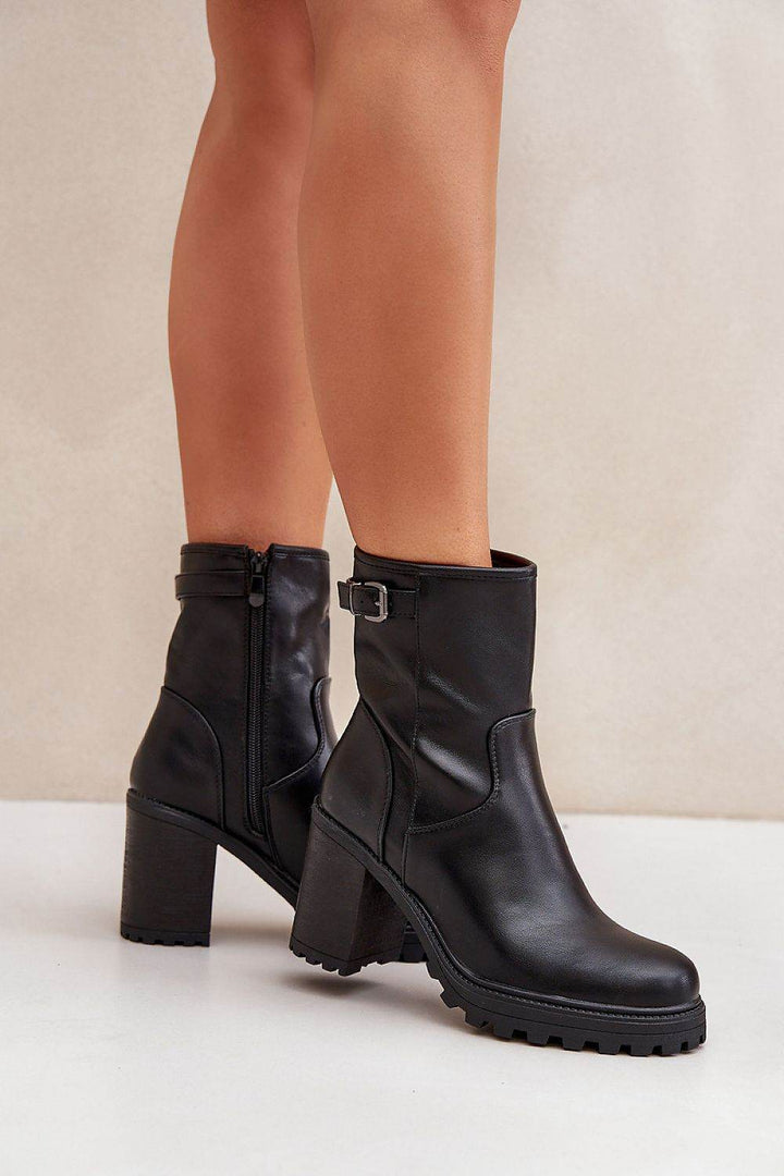 Heel boots model 204673 - MHMote