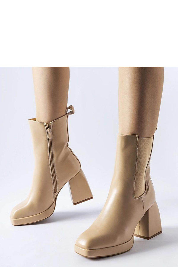 Heel boots model 204731 - MHMote