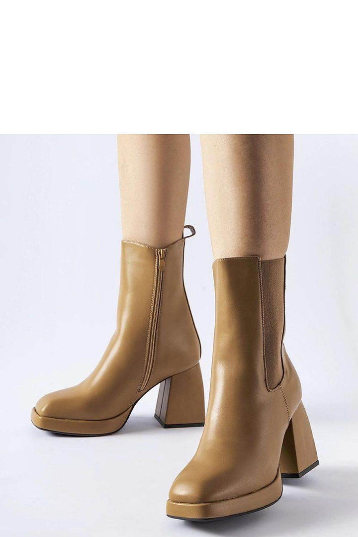Heel boots model 204731 - MHMote