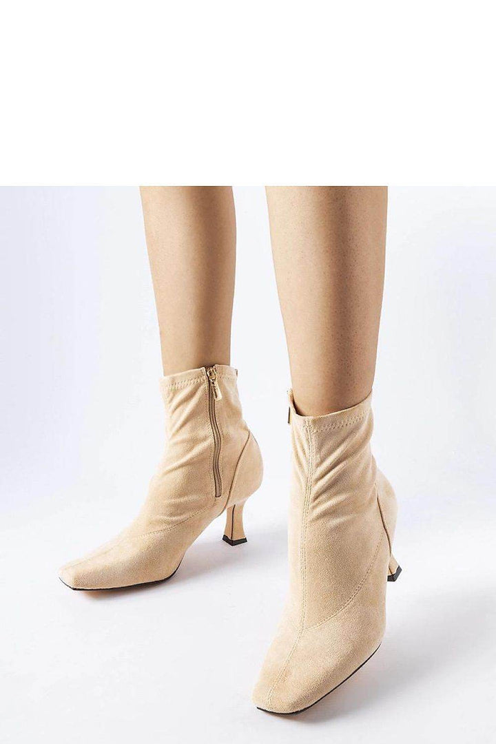 Heel boots model 204738 - MHMote