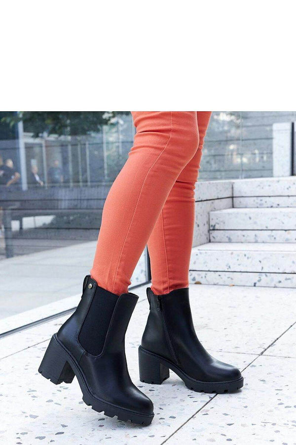 Heel boots model 204766 - MHMote
