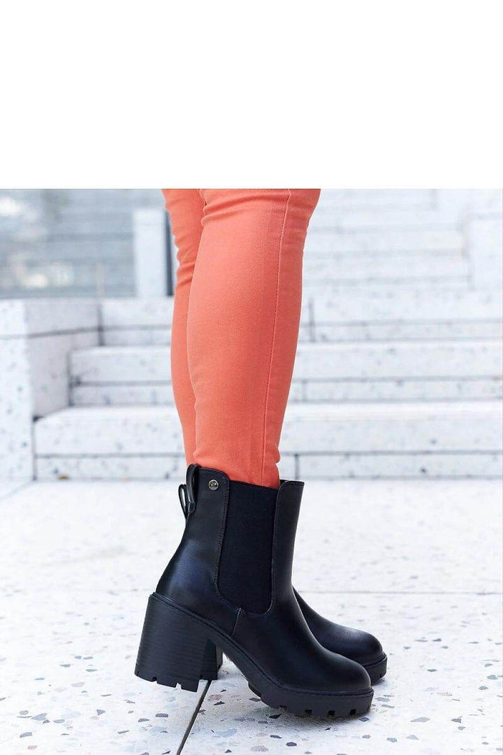 Heel boots model 204766 - MHMote