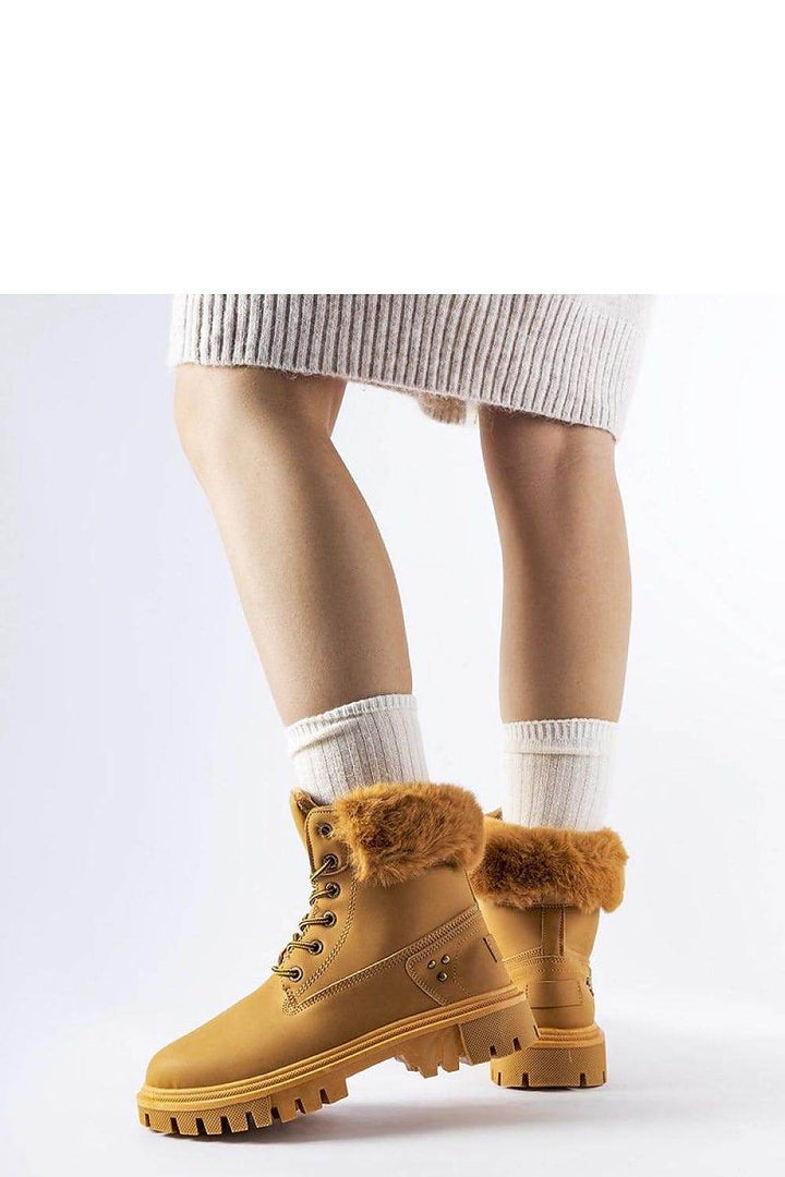 Boots model 204813 - MHMote