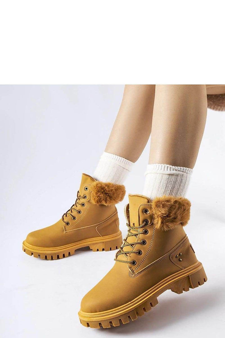 Boots model 204813 - MHMote