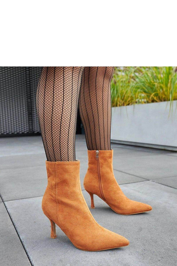 Heel boots model 204818 - MHMote