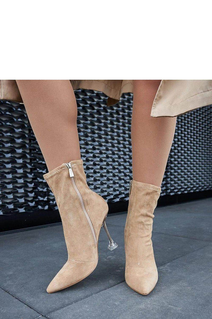 Heel boots model 204822 - MHMote