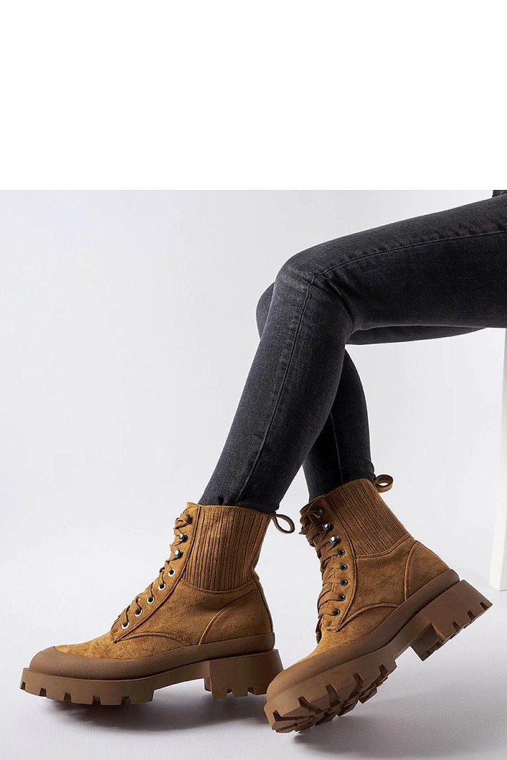 Boots model 204603 - MHMote