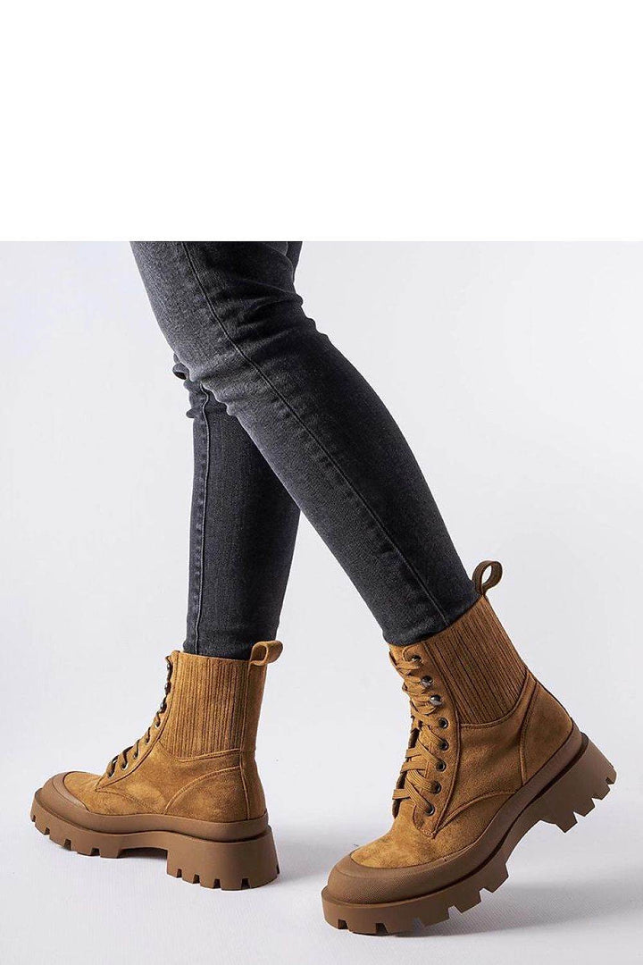 Boots model 204603 - MHMote
