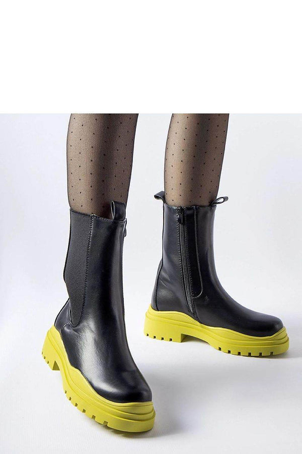 Boots model 204837 - MHMote