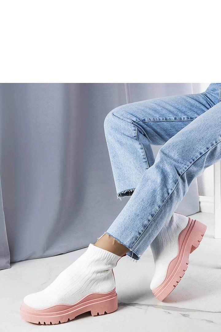 Boots model 204843 - MHMote
