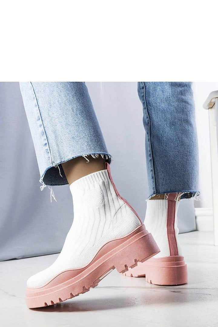 Boots model 204843 - MHMote