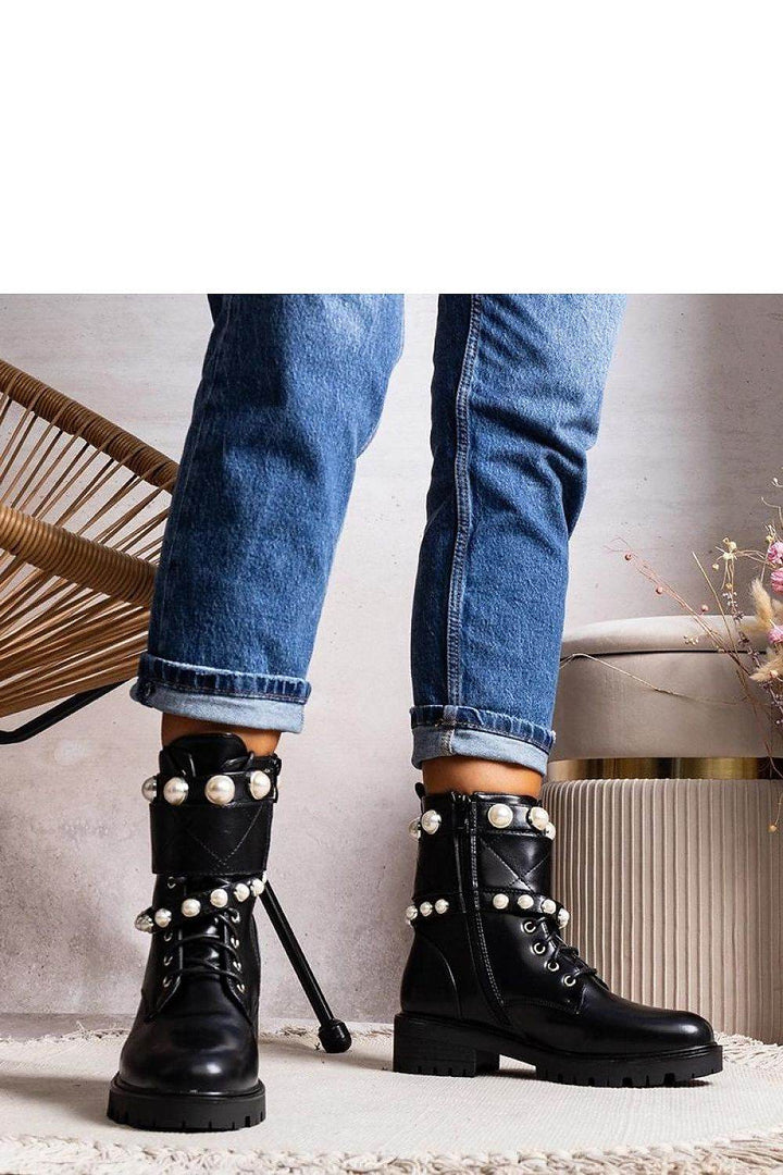 Boots model 204855 - MHMote
