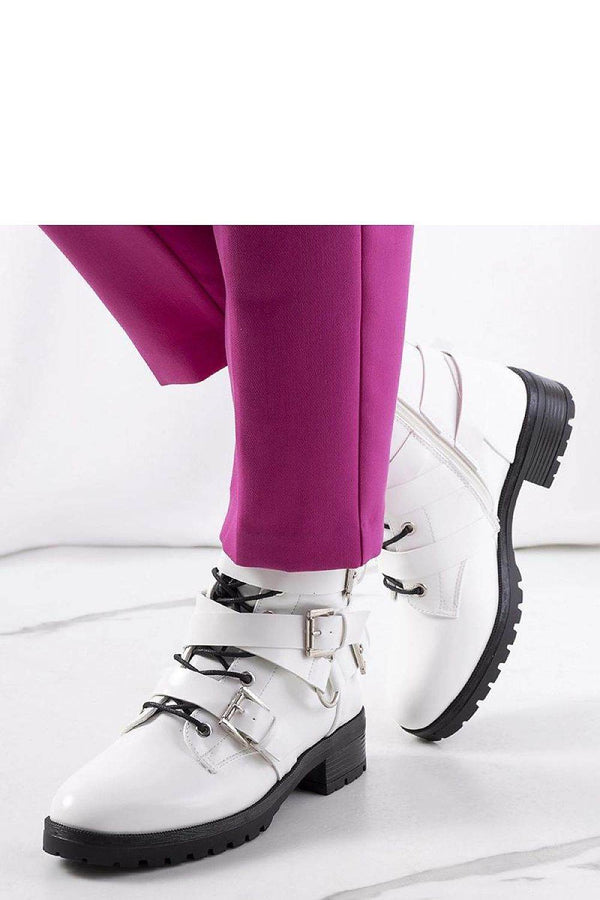 Boots model 204857 - MHMote