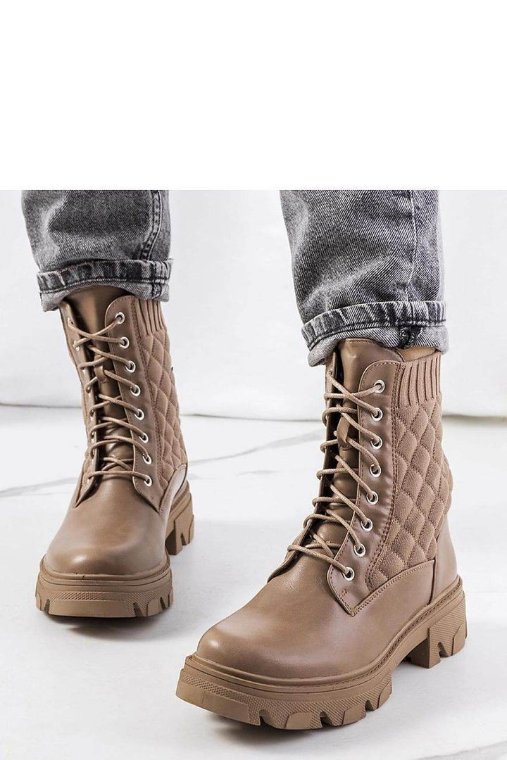 Boots model 204858 - MHMote
