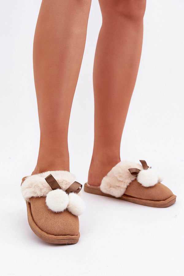 Slippers model 204929 - MHMote