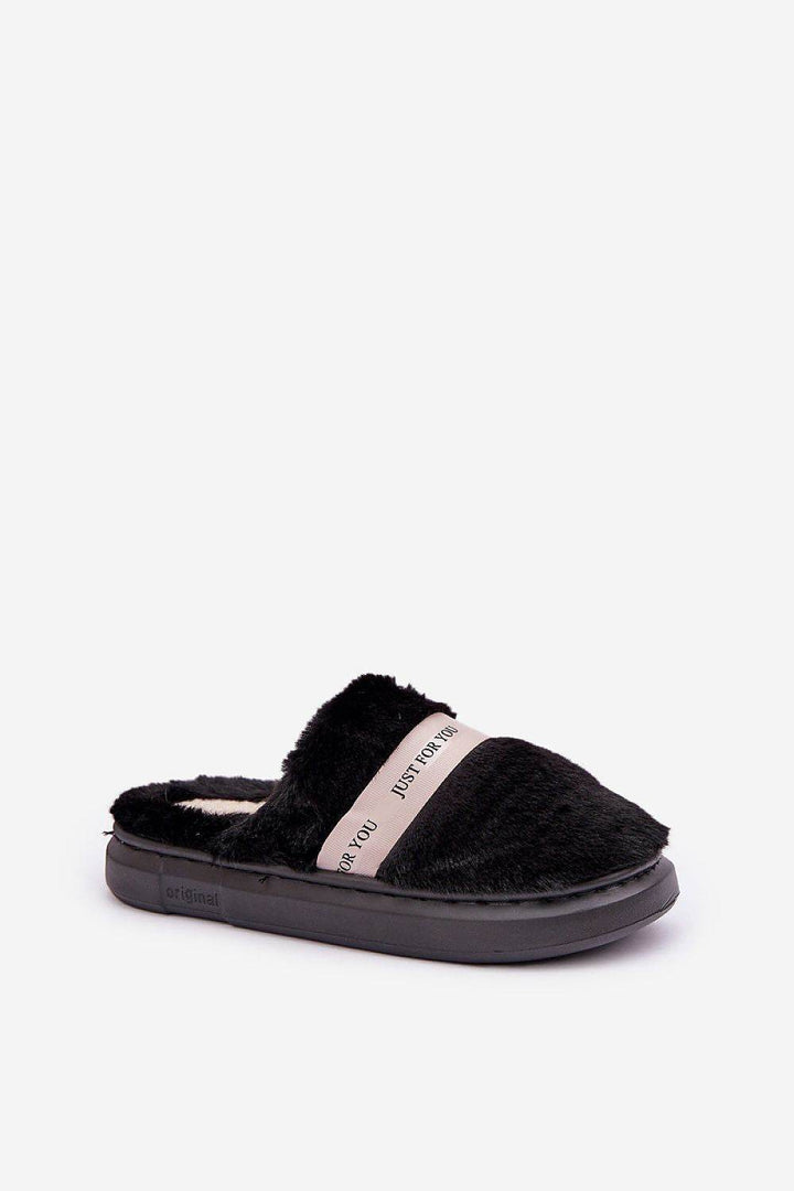 Slippers model 204933 - MHMote