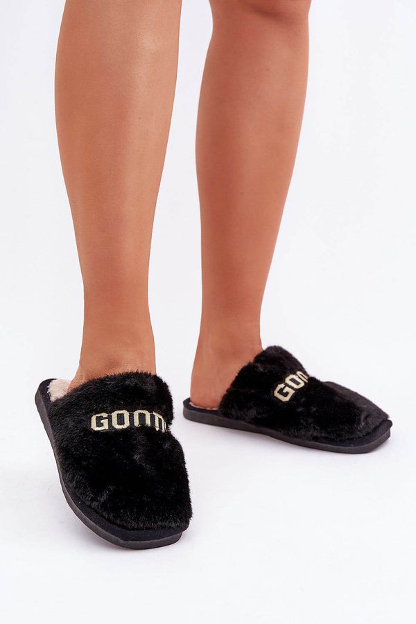 Slippers model 204940 - MHMote